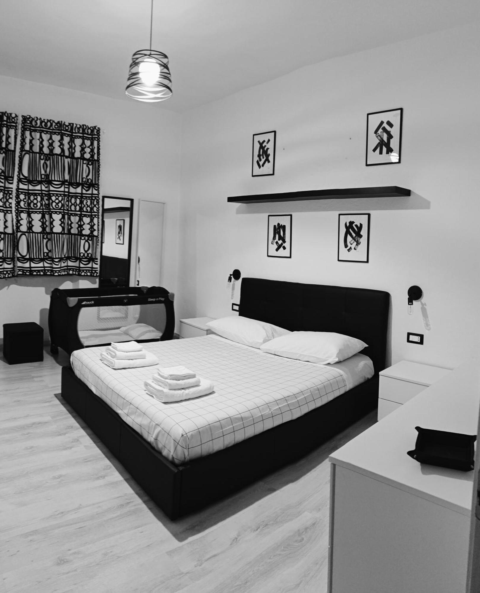 Black&White Guest House イグレージアス エクステリア 写真